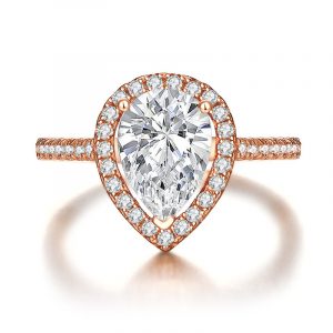 Pear cut engagement ring